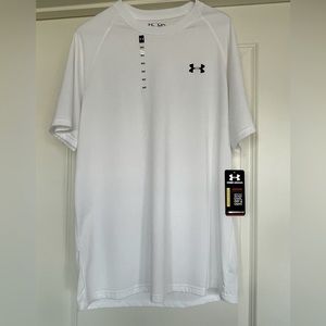 Men’s athletic shirt